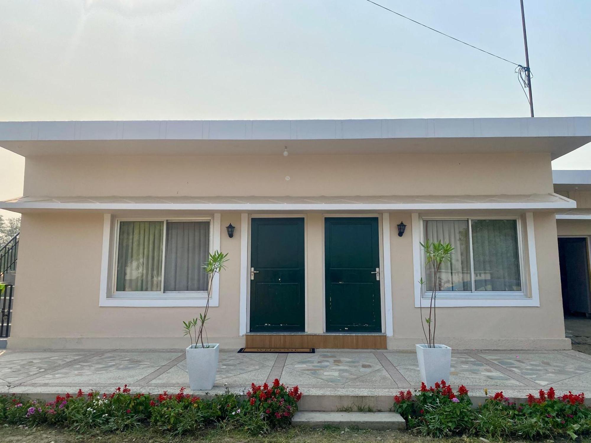 The Bougainvillea Near , 2 Bedroom Private Next To Fields And Orchards With Hill Views Farm stay