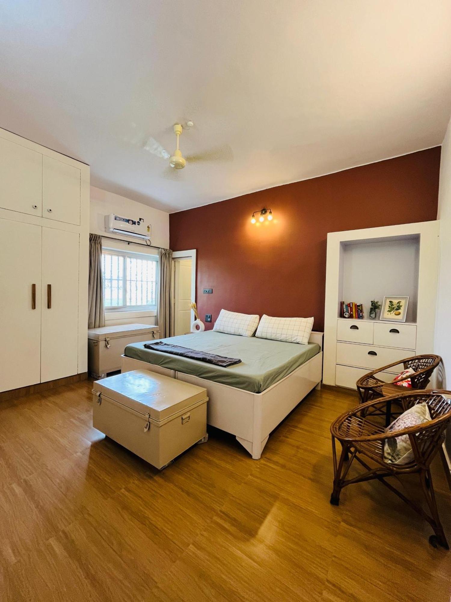 The Bougainvillea Near , 2 Bedroom Private Next To Fields And Orchards With Hill Views